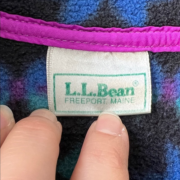 Vintage L.L. Bean Multicolor Patterned Snap Button Fleece Sweater - Picture 2 of 3